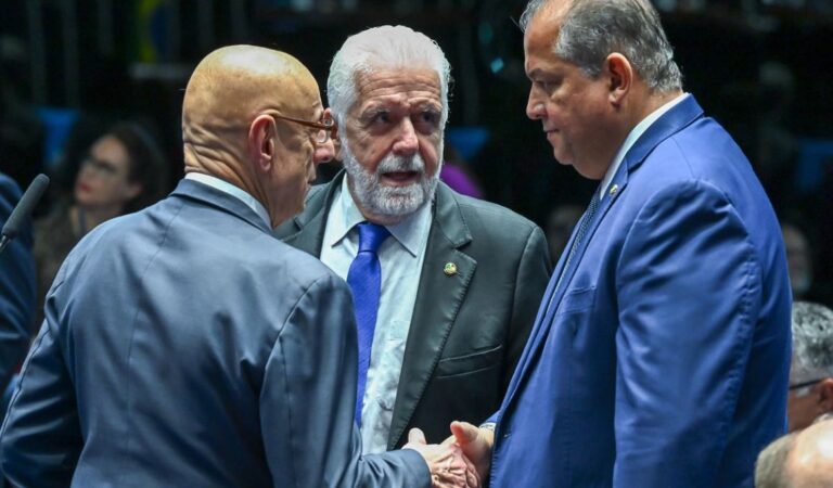 Eduardo Gomes comemora aprovação do PL da Dosimetria no Senado e destaca construção de maioria