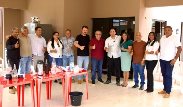 Campos Lindos: prefeito, vice-prefeito e vereadores declaram apoio à pré-candidatura de Jair Farias a deputado federal