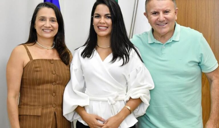 PALMAS: Amanda Sobreira assume Secretaria Extraordinária do Matopiba