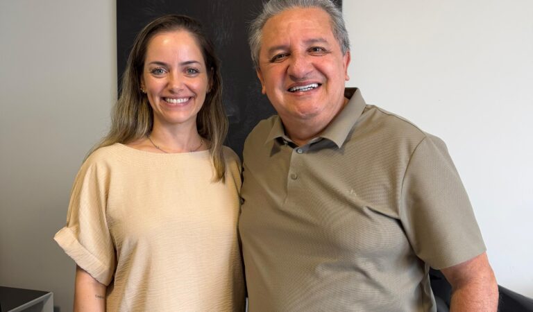 Jair Farias amplia base política em Palmas com apoio da vereadora MaryCats