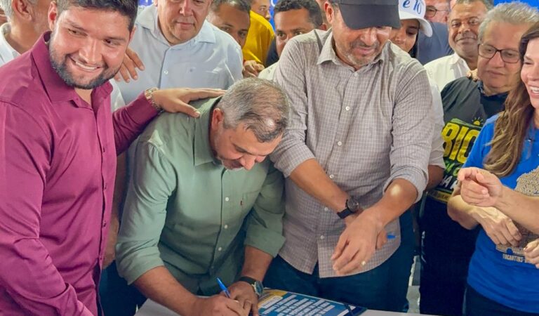 Wiston Gomes comemora assinatura da ordem de serviço da TO-010 e reforça luta antiga pela pavimentação da rodovia