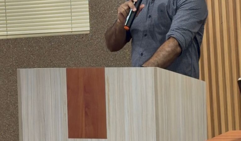 ARAGUATINS: Presidente do Sindicato Rural usa Tribuna Livre da Câmara e manifesta preocupação com postura de Aquiles em relação à Expoatins