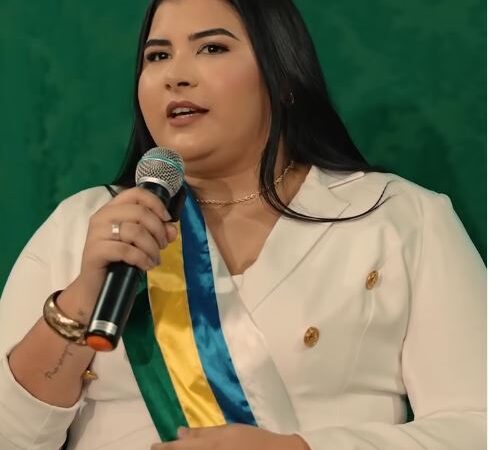 PRAIA NORTE: Por indício de corrupção, Justiça afasta prefeita Bruna do Ho-Che-Min por 90 dias