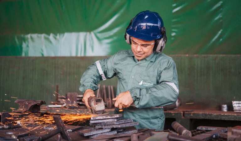 SINOBRAS Florestal abre inscrições para curso gratuito de Mantenedor Mecânico em parceria com o SENAI