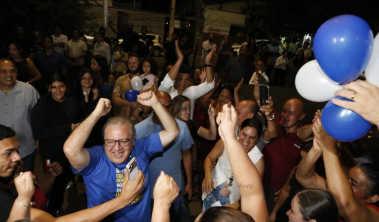 Jair Farias mostra força política em Palmas durante evento com grande participação popular