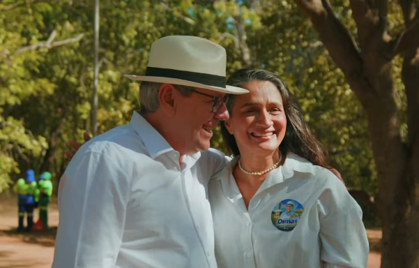 Primeira-dama de Palmas, Polyanna Siqueira Campos declara apoio a Ronaldo Dimas para o Senado