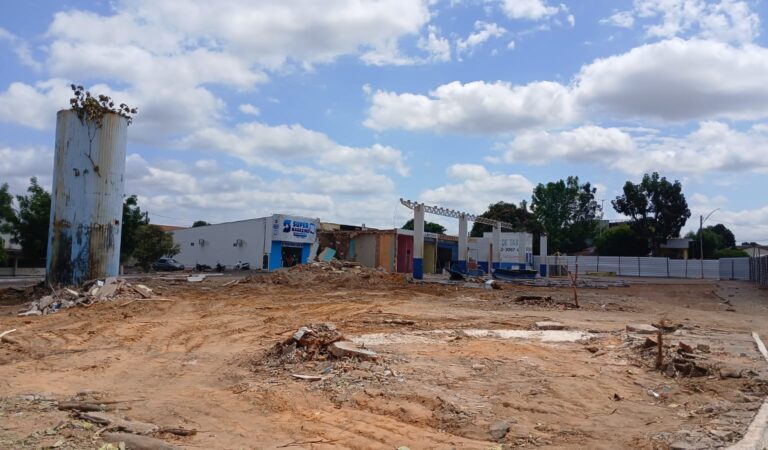 ARAGUATINS: Com R$ 2,9 milhões destinados por Dorinha, construção da nova rodoviária é iniciada