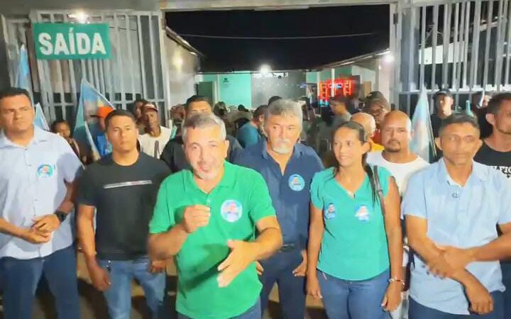 AUGUSTINÓPOLIS: Wiston Gomes promove adesivaço e reunião com aliados