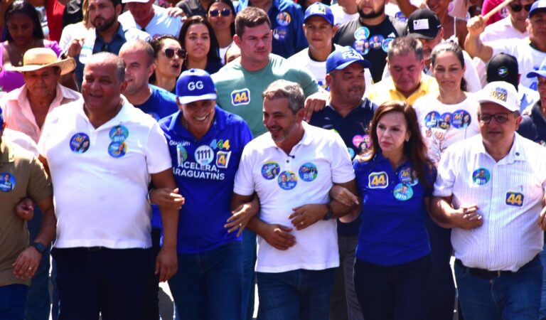 ARAGUATINS: Ao lado de Dorinha, Wiston Gomes participa de caminhada e mobiliza militância na reta final da campanha